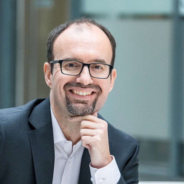 Prof. Dr. Uwe-Wilhelm Bloos